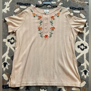 Vintage - Embroidered Cream Floral Shirt with Buttons